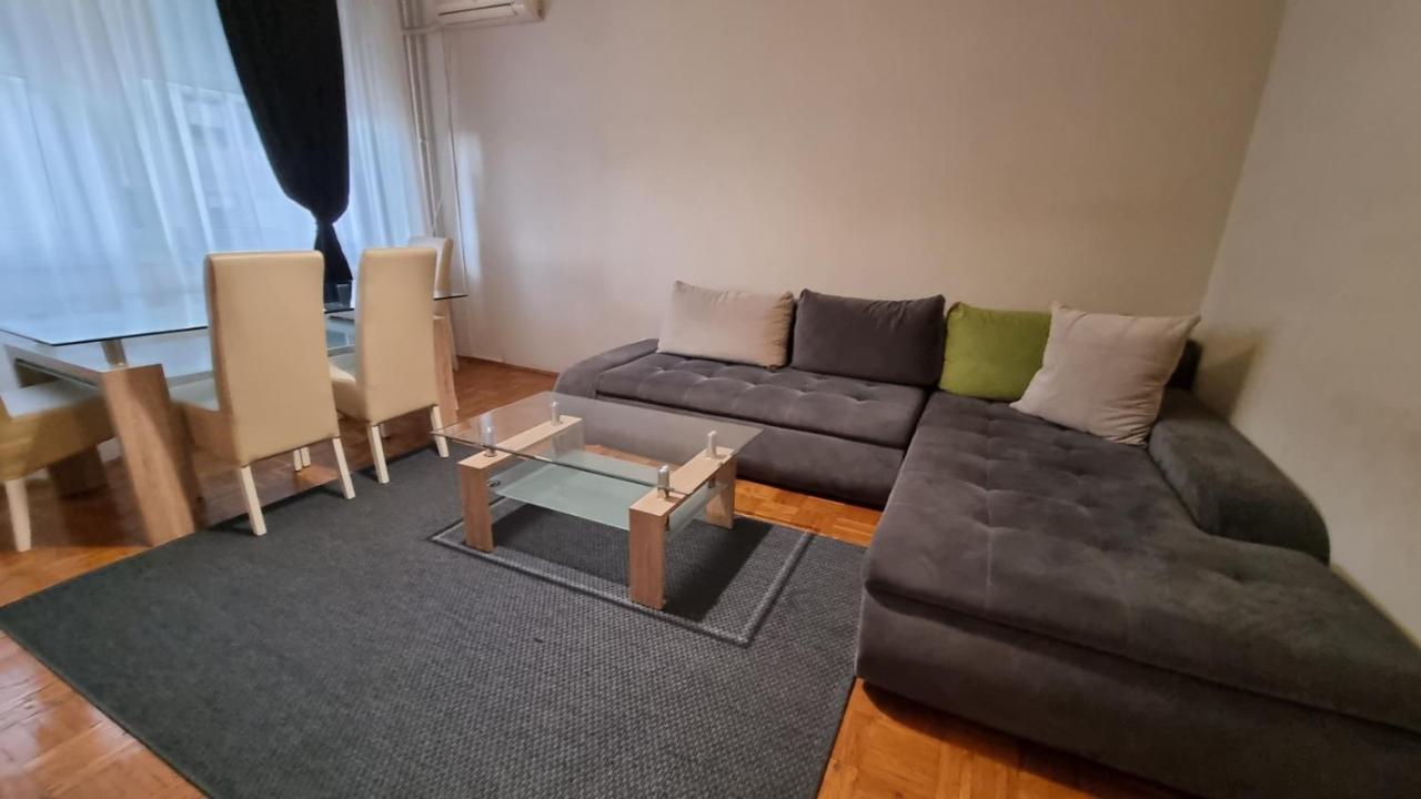 בלגרד Slavija Square Apartments מראה חיצוני תמונה