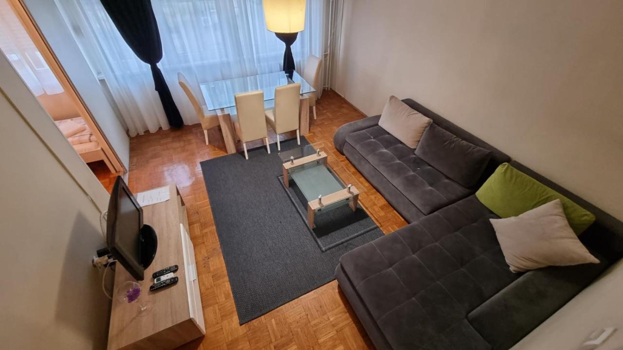 בלגרד Slavija Square Apartments מראה חיצוני תמונה