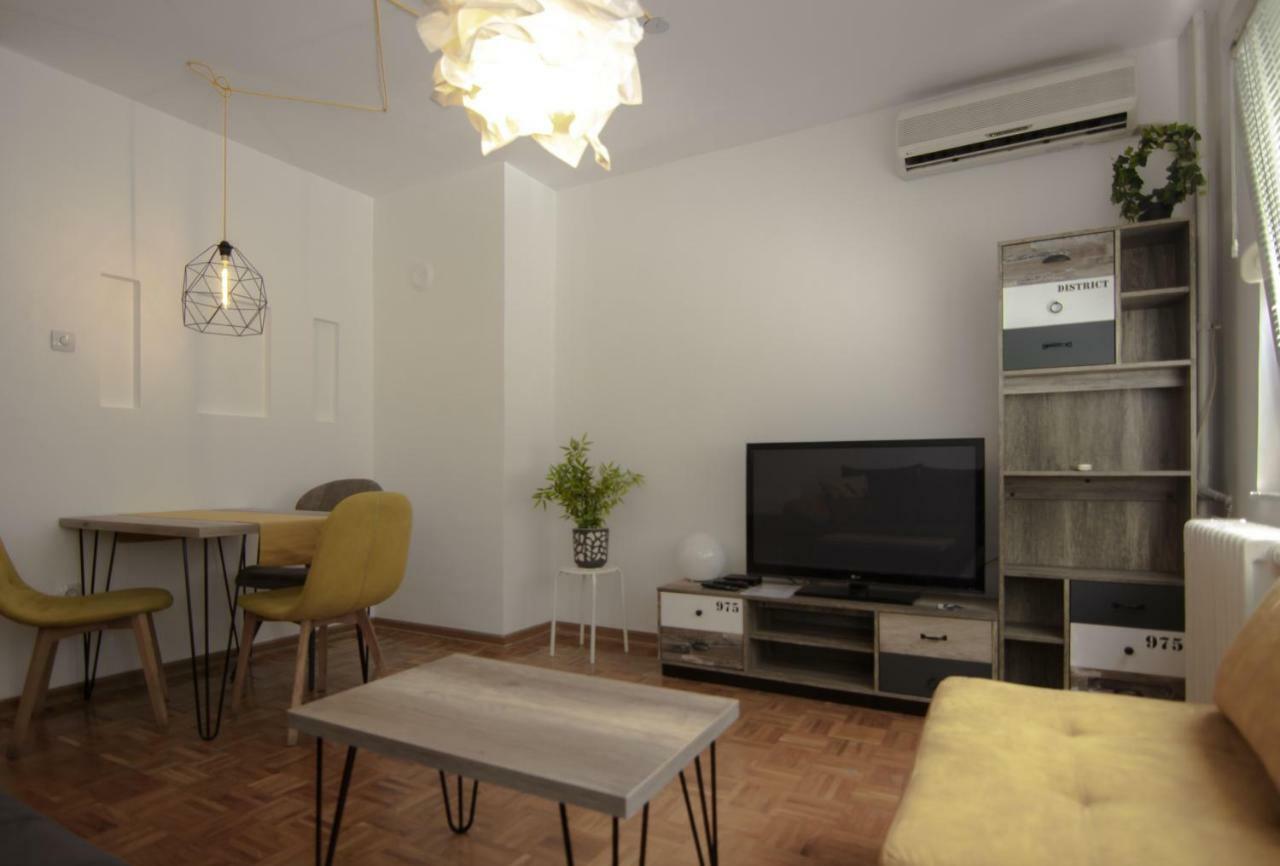 בלגרד Slavija Square Apartments מראה חיצוני תמונה