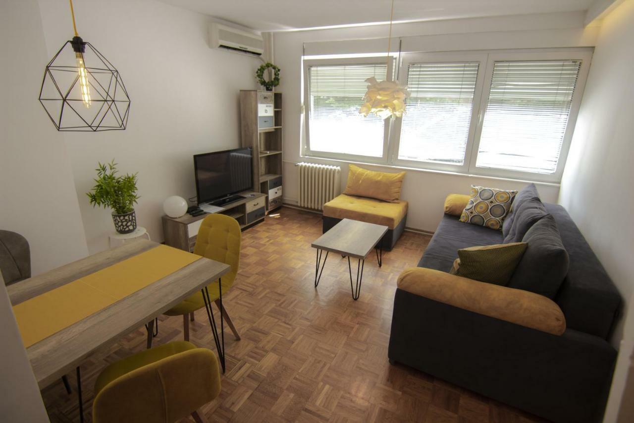 בלגרד Slavija Square Apartments מראה חיצוני תמונה